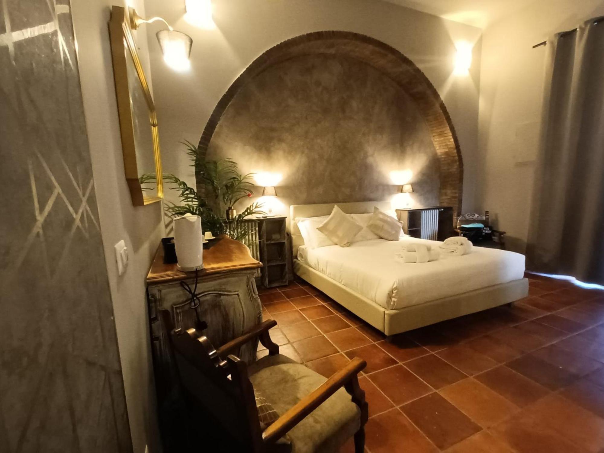 Lucilla'S Suite San Pietro Station โรม ภายนอก รูปภาพ